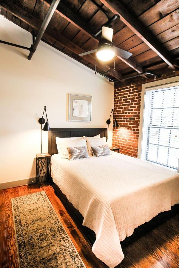 The Lofts At Downtown Salem Aparthotel Bagian luar foto