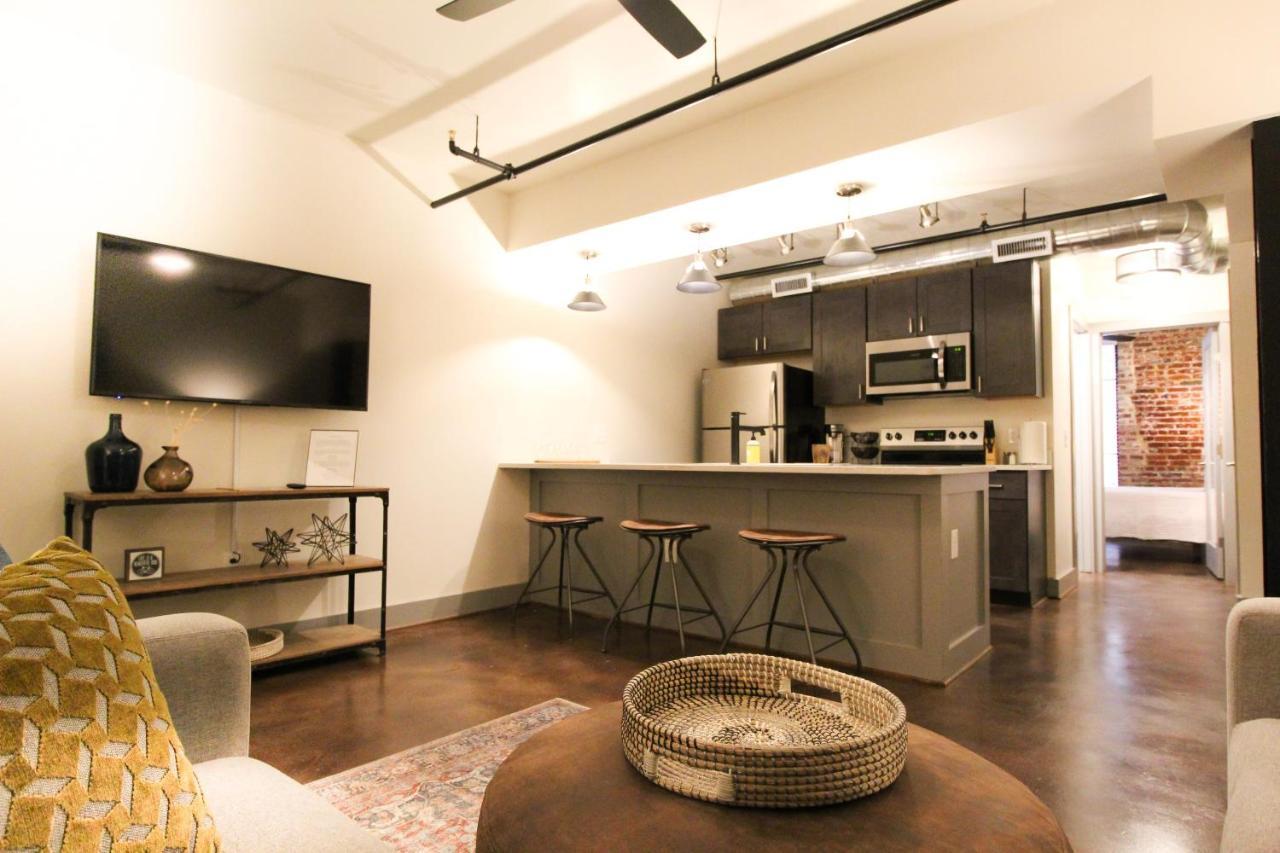 The Lofts At Downtown Salem Aparthotel Bagian luar foto