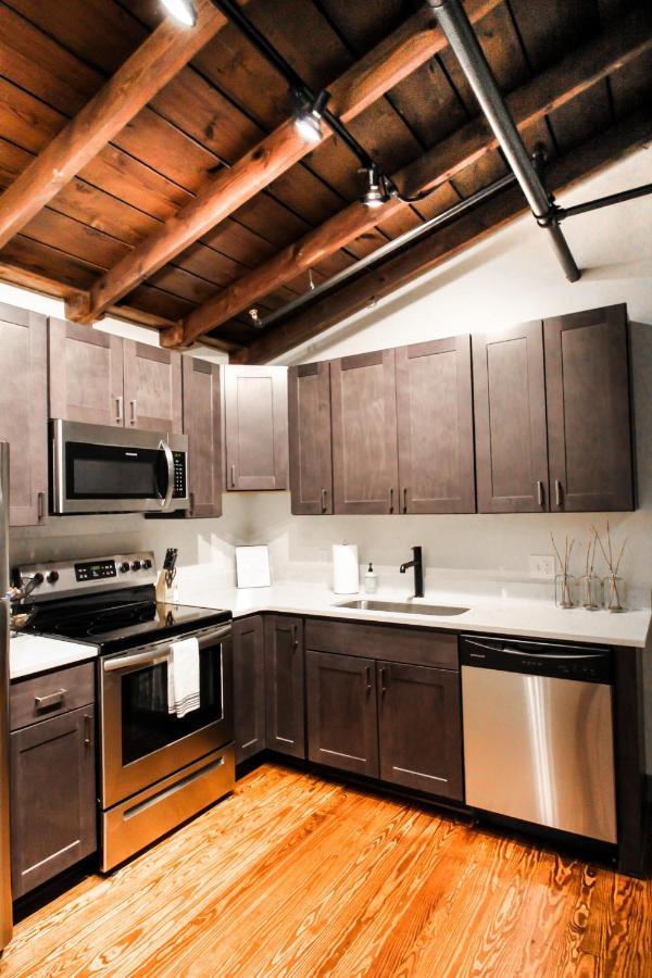 The Lofts At Downtown Salem Aparthotel Bagian luar foto