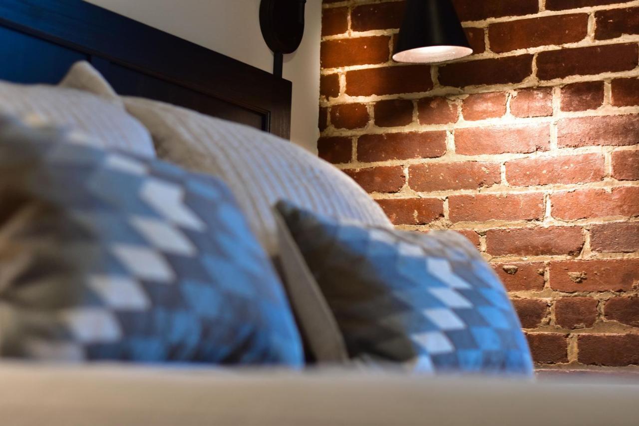 The Lofts At Downtown Salem Aparthotel Bagian luar foto
